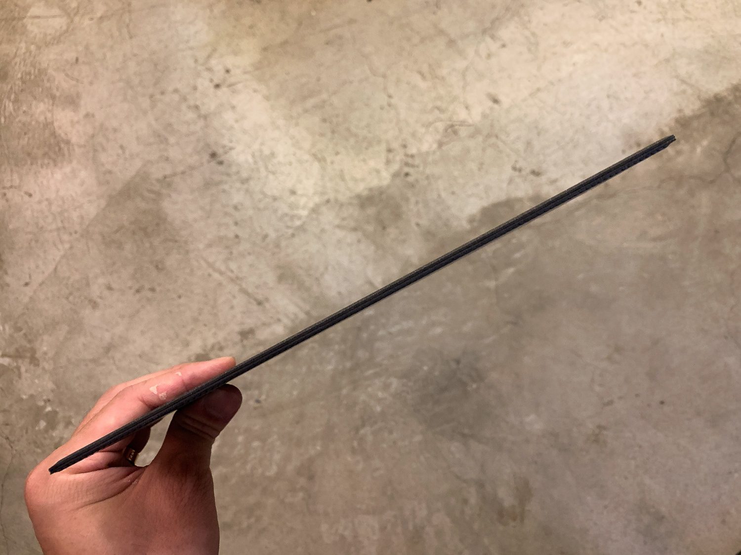 Without a doubt, the thinnest laptop stand Kickstarter has given us.
